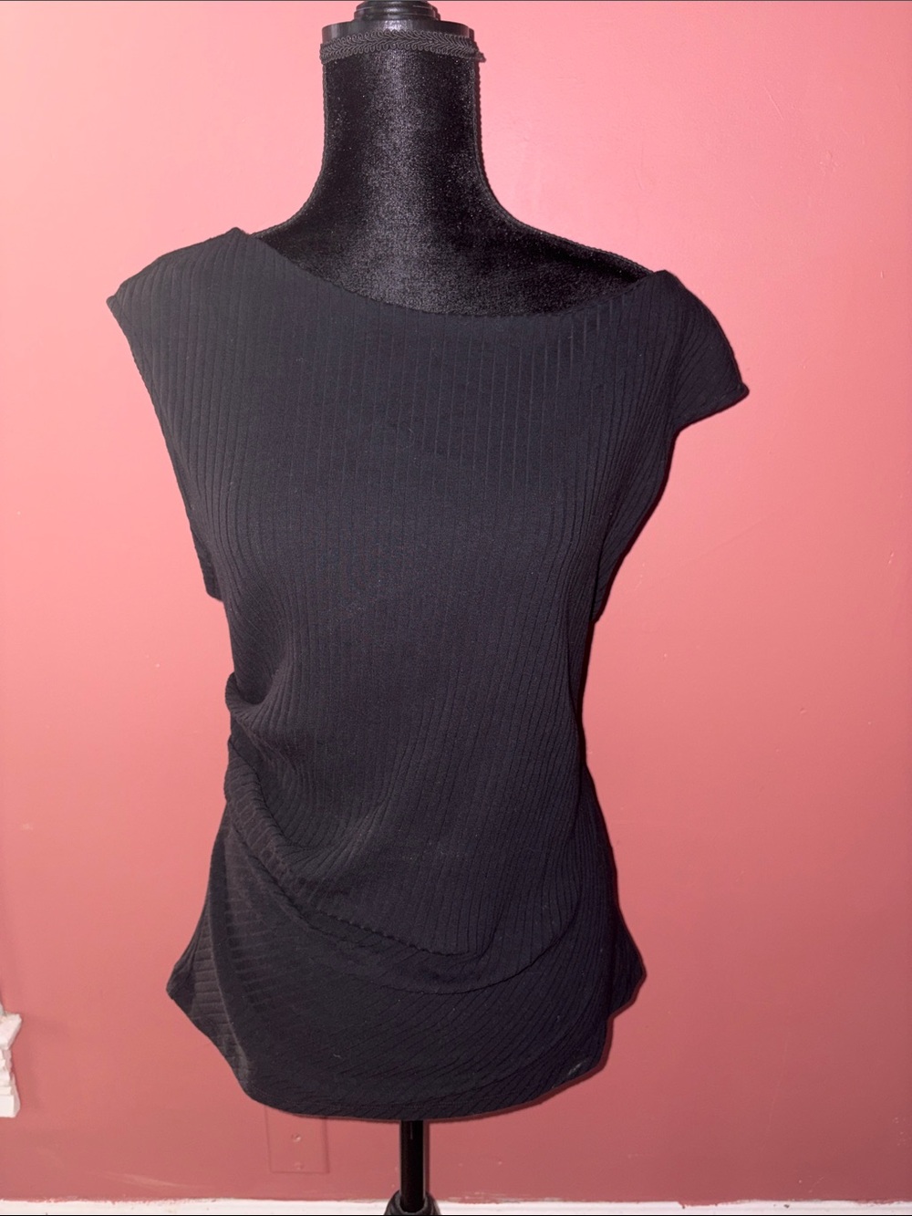 Dkny Black Ribbed Boatneck Cap-Sleeve Tank
